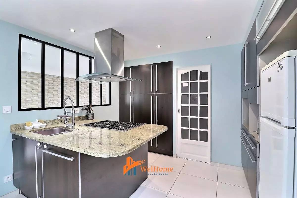 Maisons & Villas pour 8 Personnes in La Riche, Région de Tours