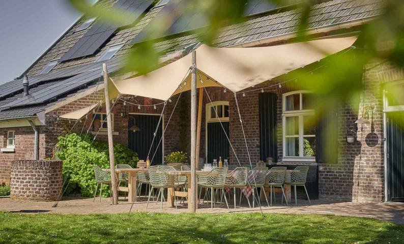 Bauernhof für 20 Personen, mit Terrasse und Garten sowie Sauna