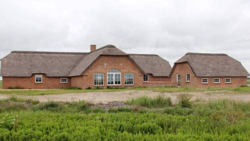 Ferieudlejning for 15 personer, med sauna og jacuzzi samt pool, husdyr tilladt i Ulfborg