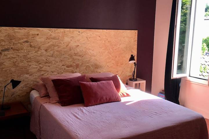 Location de vacances pour 7 personnes, avec jardin dans La Pointe-Rouge - 2