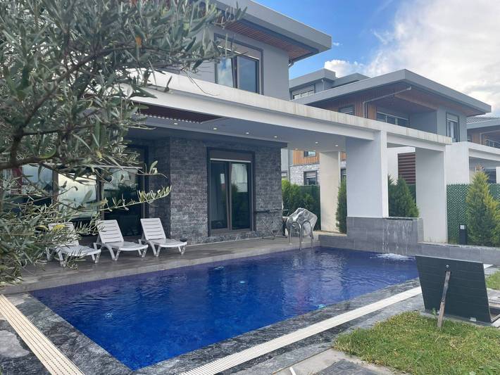 Villa für 8 Personen, mit Garten - 1
