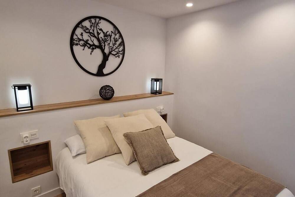 Apartamento entero, La Luz de San Agustín   2 Hab 6p in Distrito Centro (Gijón), Gijón