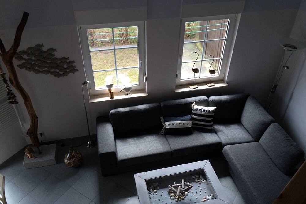 Ferienhaus am Fleesensee mit Sauna, Kaminofen und Terrasse in Silz in Silz, Fleesensee