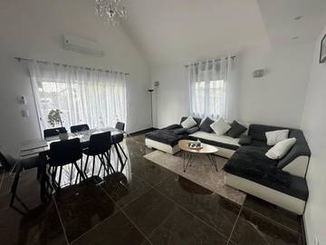 Gîte pour 5 personnes, avec jardin dans Saint-Thibault (Aube)