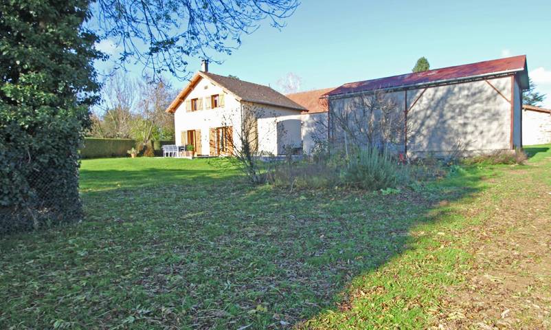 Gîte for 6 people, with terrace and garden, with pets - 1