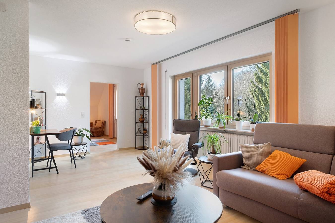 Apartamento inteiro, Apartamento 'Kessler Waldblick' com varanda e Wi-Fi in Hausern, Floresta Negra do Sul