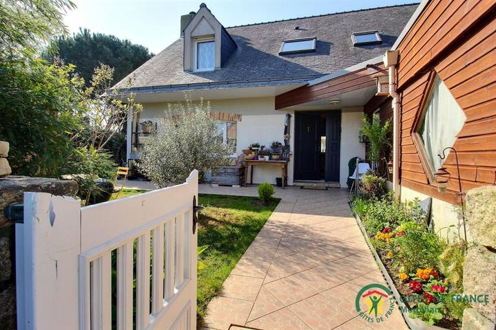 Location de vacances pour 2 personnes, avec jardin dans Lomener - 2