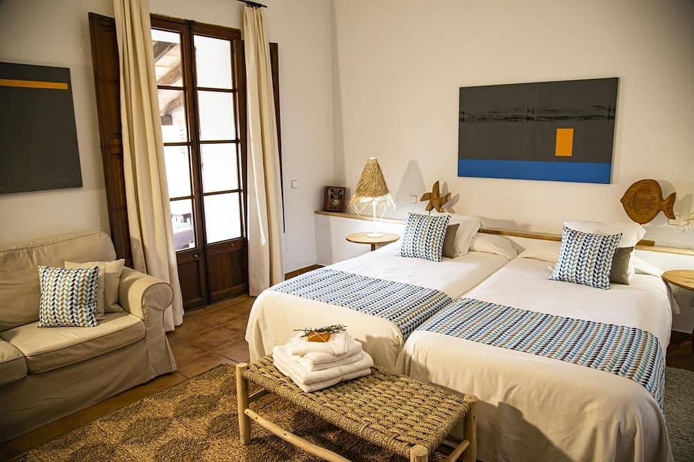 León de Sineu - Diez Habitaciones Villa, Capacidad 21 in Sineu, Interior de Mallorca