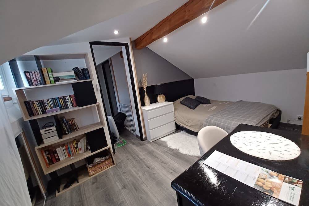 Cosy triplex \"Louise\" in the center of town 3 bedrooms - 7 pers + 1 baby in Saint-Flour, Region Saint-Flour