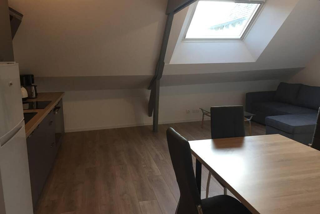 Appartement entier, One-Bedroom Apartment in Saint-Brieuc, Côte de Goëlo