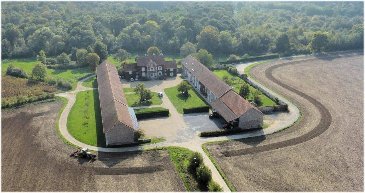 Ferme d'Orsonville in Villiers-en-Bière, Parc naturel régional du Gâtinais français