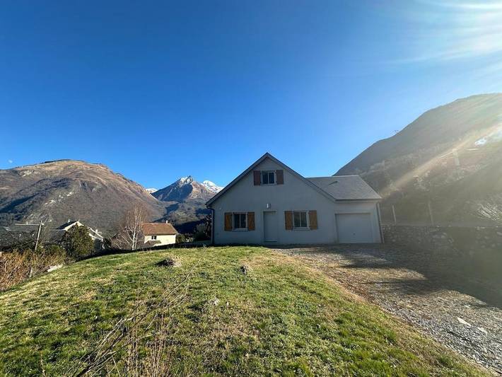 Location de vacances pour 10 personnes, avec terrasse ainsi que jardin et vue dans Soulom - 3