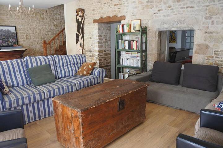Location de vacances pour 8 personnes, avec Terrasse ainsi que Jardin et Vue à Le Gué-de-Velluire