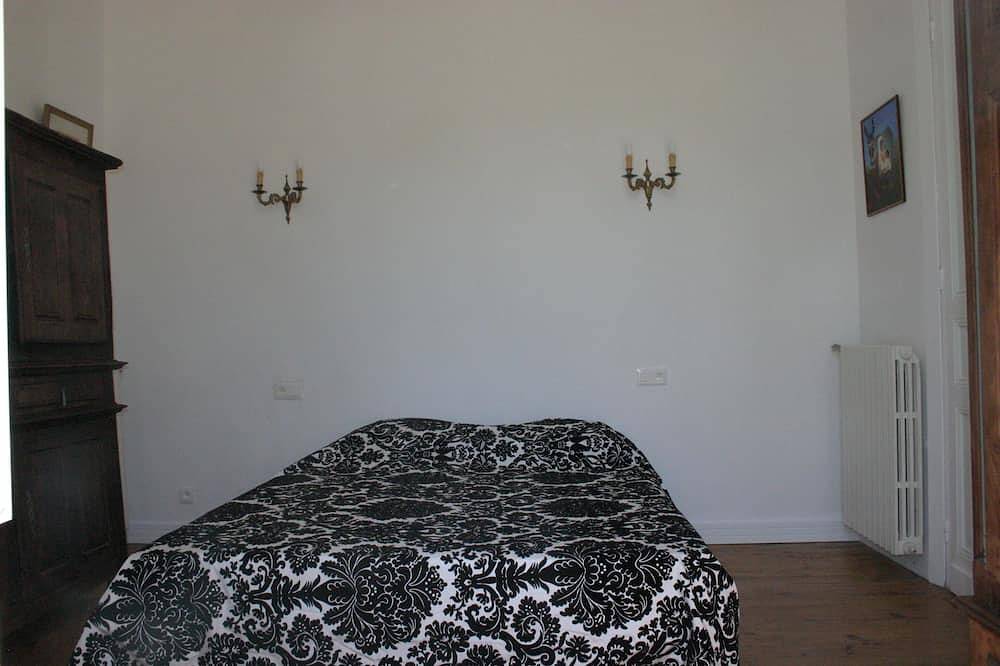 Apartamento entero, Casa histórica Marmande Town Center con 4 estrellas in Marmande, Región de Marmande