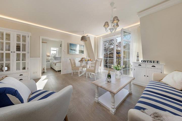 Ferienwohnung für 5 Personen, mit Sauna und Balkon in Zingst