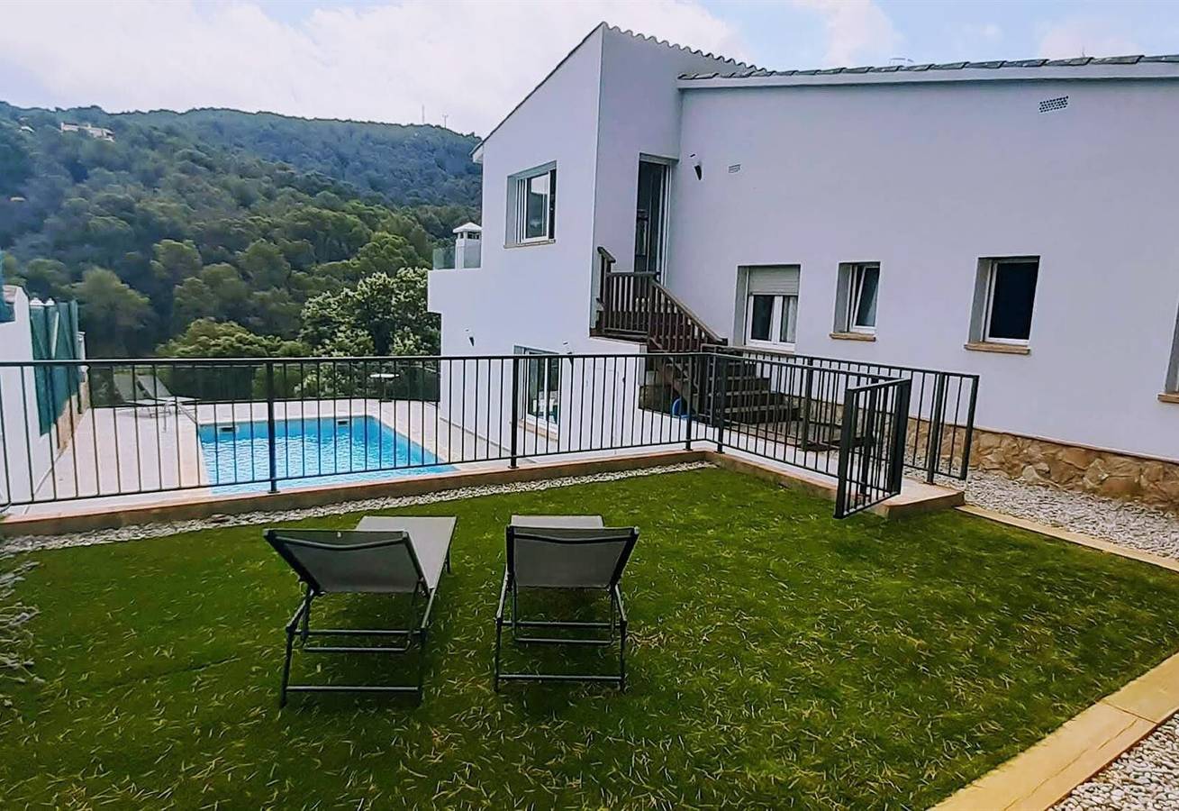 Villa Casa Nuestra avec piscine privée, jardin et Wi-Fi in Sa Riera, Begur