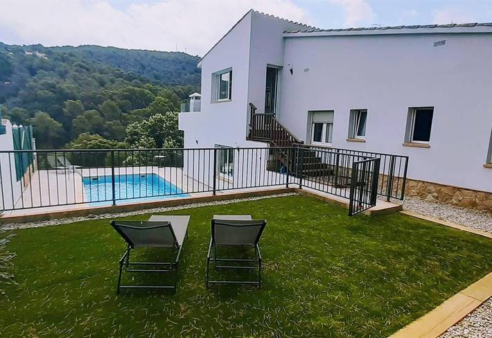 Villa pour 10 personnes, avec Balcon ainsi que Jardin et Bassin pour enfant à Begur - 2