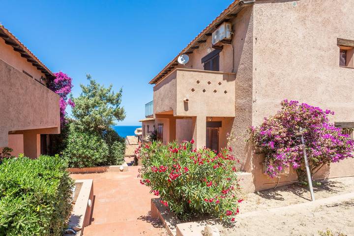 Apartamento para 4 personas, con Balcón y Jardín en Costa Paradiso