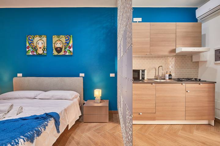 Studio Apartment 'Sogno Azzurro' with Wi-Fi and Air Conditioning