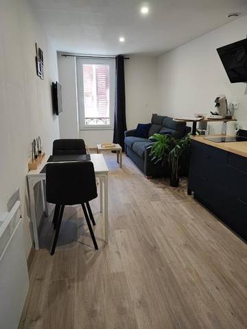 Gîte pour 2 personnes à Châteauroux-les-Alpes