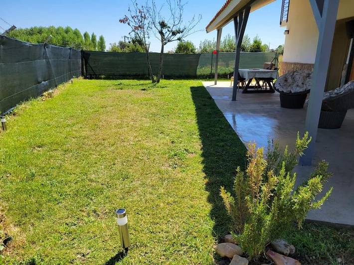 Chalet para 8 personas, con piscina y jardín, Se admiten mascotas en Benavente y Los Valles