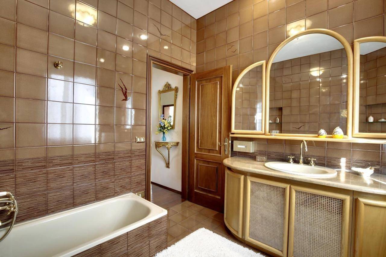 Cały apartament, Two-Bedroom Apartment with Terrace in Murano, Wenecja