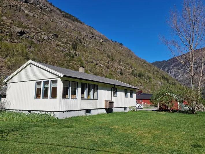 Ferienhaus für 5 Personen, mit Ausblick und Terrasse - 1