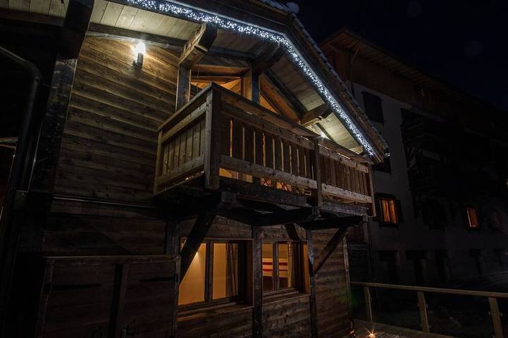 Gîte pour 9 personnes, avec Balcon à Peisey-Nancroix