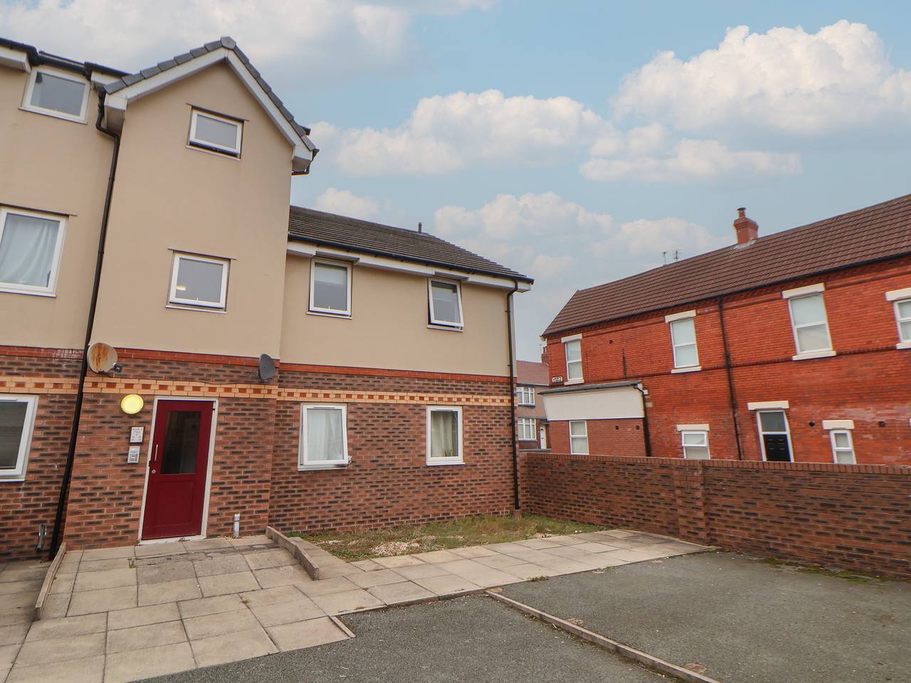 Entire apartment, Flat 12 in Merseyside