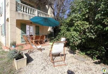 Gîte pour 4 personnes, avec terrasse à Piégon