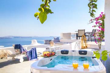 Ferienhaus für 2 Personen, mit Pool und Ausblick sowie Terrasse, mit Haustier auf Santorin