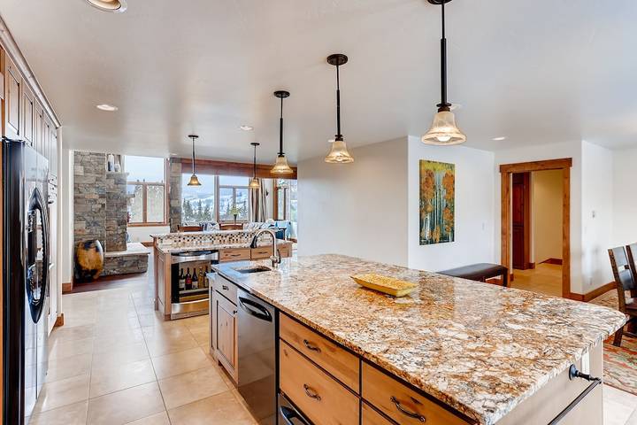 Vacation home for 14 people, with hot tub and balcony in Breckenridge