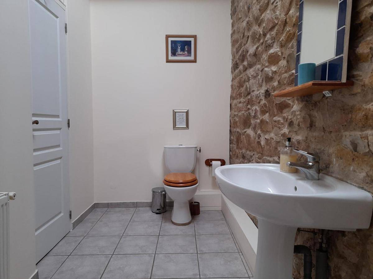 Three-Bedroom House in Barenton, Parc naturel régional Normandie-Maine