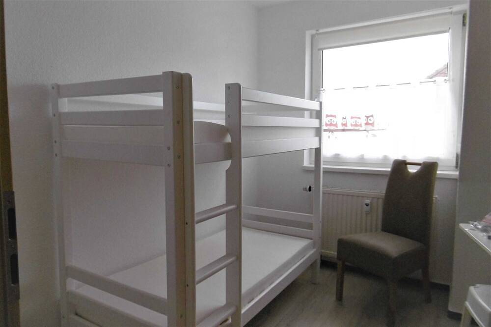 Ganze Wohnung, Rügen Fewo 70 - Ferienwohnung in Dreschvitz, Rügen