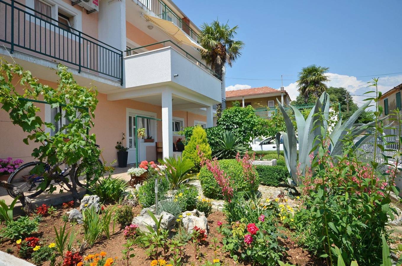 Całe studio, Apartments and Room Zinka in Vodice, Żupania szybenicko-knińska