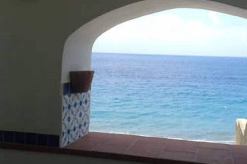 Little house by the sea in Lipari