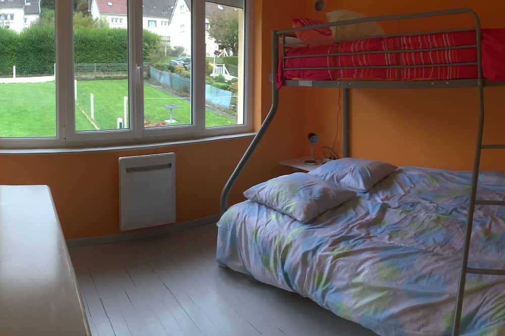 Alquiler En Una Zona Tranquila A Pocos Pasos Del Centro Acuático Y Tiendas in Fécamp, Región de Le Havre