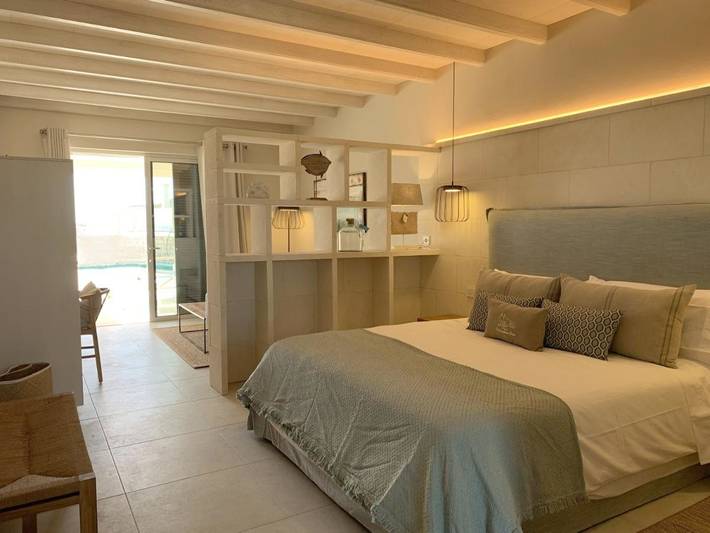 Hotel para 2 personas, con terraza además de jacuzzi y jardín en Son Bou - 2