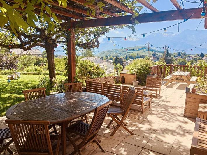Maison de vacances pour 10 personnes, avec Terrasse ainsi que Jardin et Vue à Jarrie