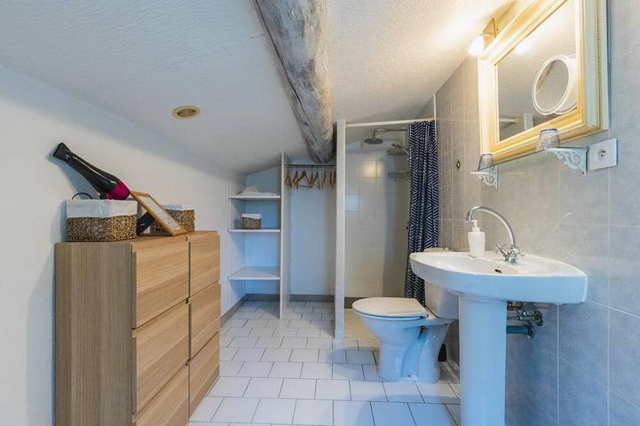 Appartement entier, Chambre d'hôte B&B Fleur de Coton Manon en Lubéron in Lagnes, Parc naturel régional du Luberon