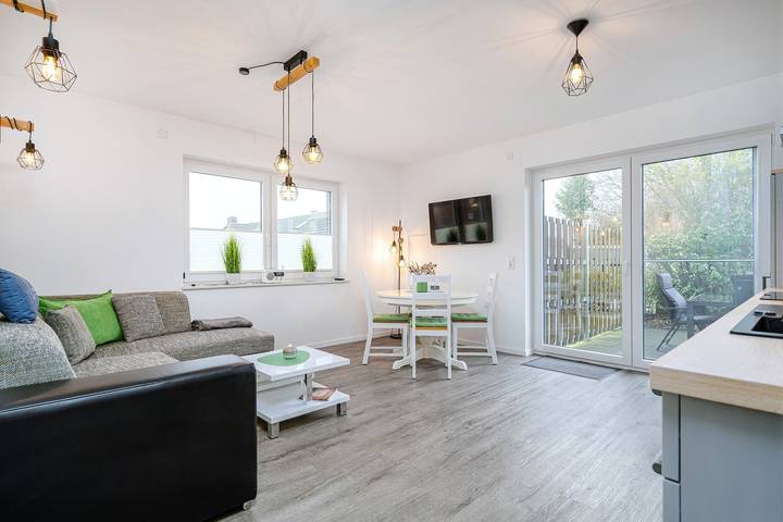 Ferienwohnung für 4 Personen, mit Terrasse und Garten in Dornumergrode