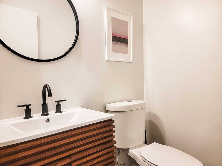 Vacation house for 8 people, with yard and balcony, with pets in Catskill Mountains