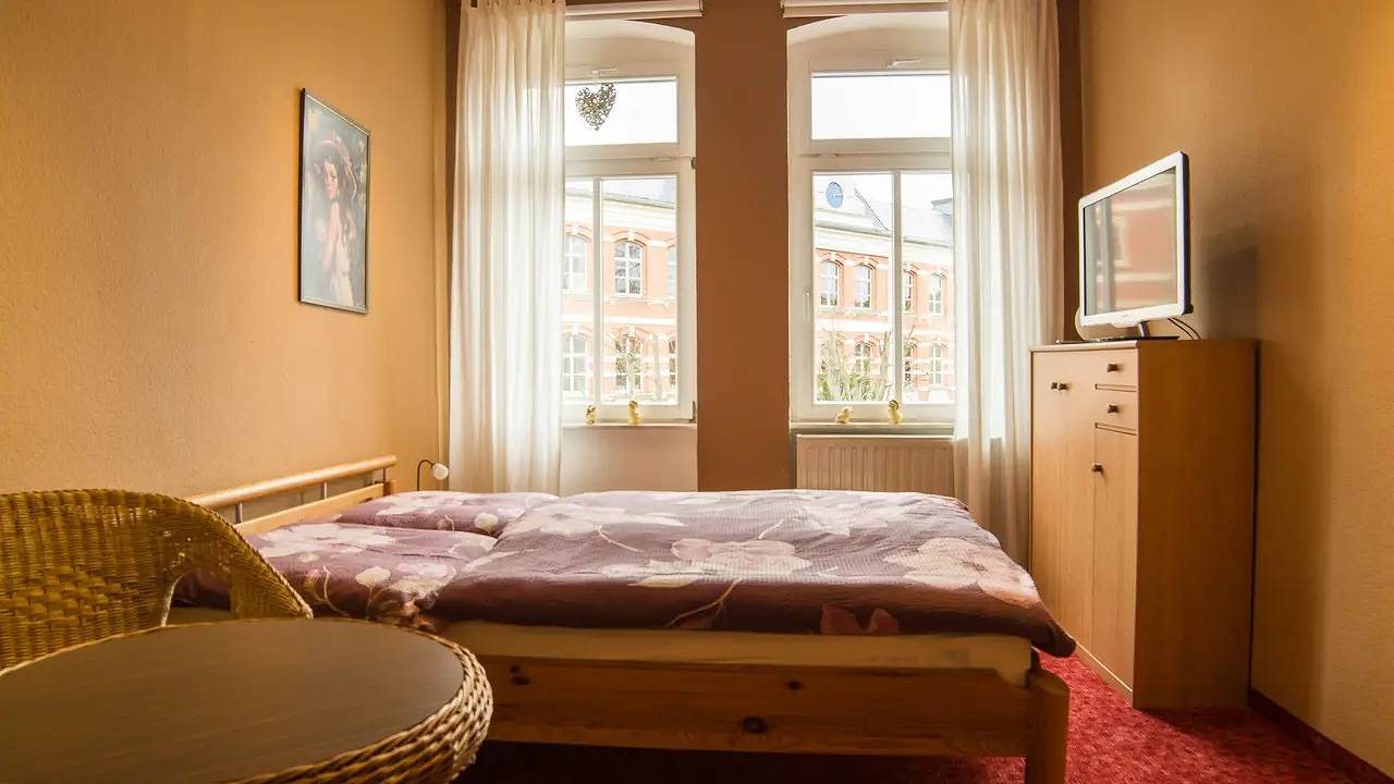 Ganze Ferienwohnung, Ferienwohnung für 5 Personen (60 m²) in Arnstadt in Arnstadt, Thüringer Kernland