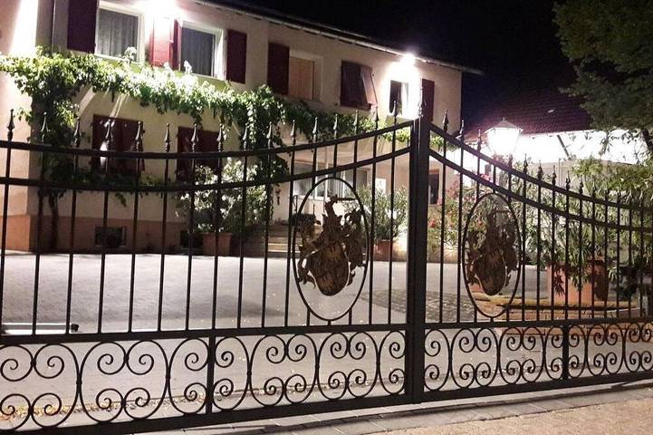 Ferienwohnung für 6 Personen in Horrweiler