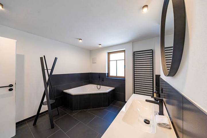 Ferienhaus für 10 Personen, mit Sauna und Terrasse sowie Garten in Hohenlohe - 4