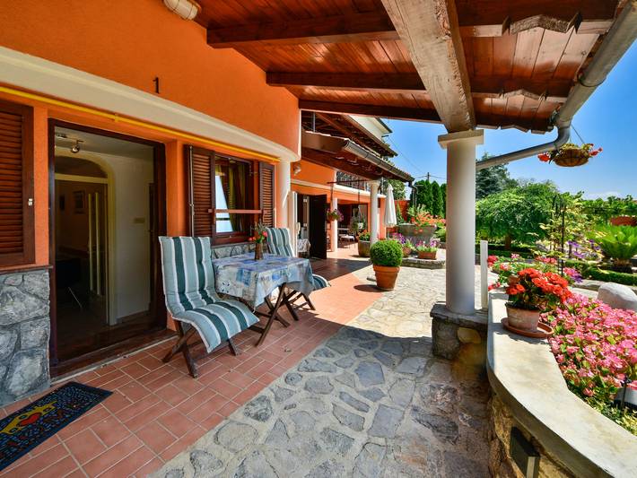 Ferienwohnung für 8 Personen, mit Terrasse und Garten sowie Kinderpool in Opatija Riviera - 3