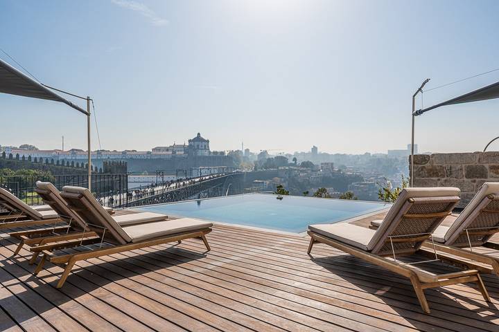 Apartamento estúdio para 2 pessoas, com terraço no Porto