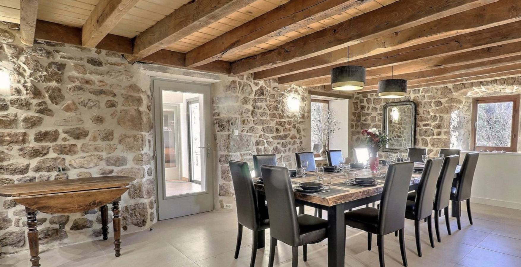 Gîte Prévenchères in Belsentes, Parc naturel régional des Monts d'Ardèche