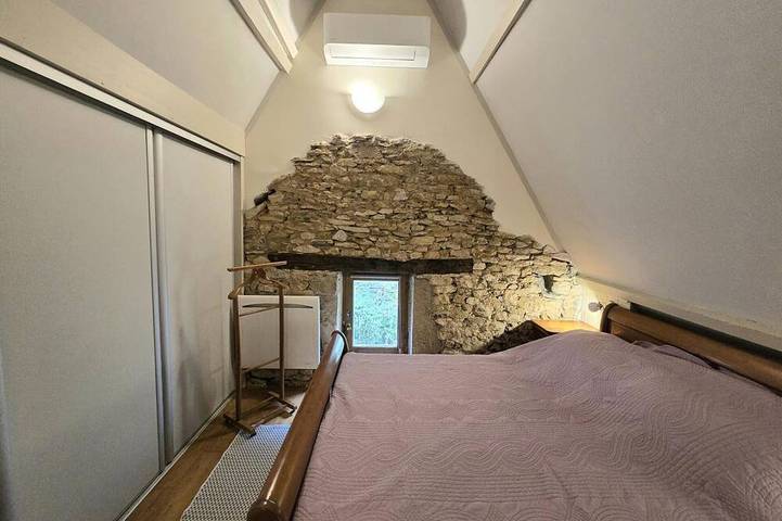Charme au cœur de Beynac avec climatisation et parking privé in Beynac-et-Cazenac, Périgord Noir