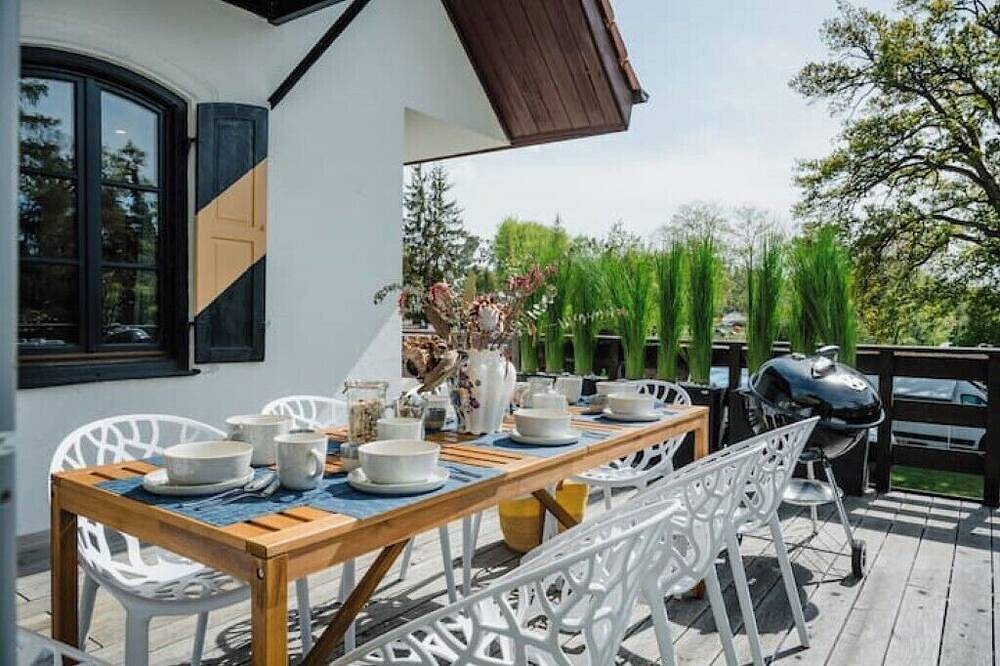 Entire apartment, Haus am See mit Sonnenterrasse für 8 Gäste in Herrsching am Ammersee (City), Herrsching am Ammersee
